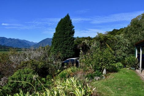 Photo of property in 6 Arapito Road, Karamea, 7893