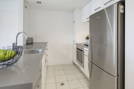 Photo of property in The Capital, 17/370 Oriental Parade, Oriental Bay, Wellington, 6011