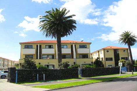 Photo of property in 3/595 Laurie Southwick Parade, Gulf Harbour, Whangaparaoa, 0930