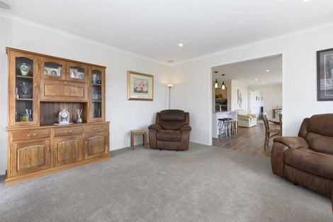 Photo of property in 6 Damien Place, Ohauiti, Tauranga, 3112