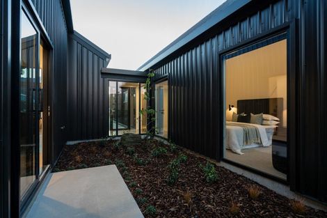 Photo of property in 18 Mason Street, Wanaka, 9305