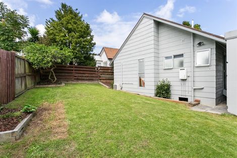Photo of property in 2/21 Simon Ellice Drive, Bayview, Auckland, 0629