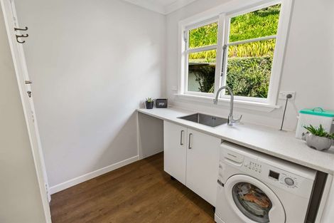 Photo of property in 49 Mount View Road, Bastia Hill, Whanganui, 4500