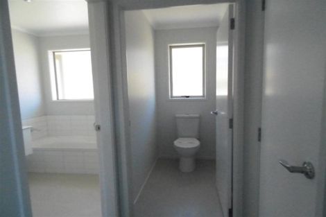 Photo of property in 10 Furlong Street, Hawera, 4610