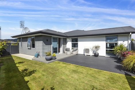 Photo of property in 23 Thornly Park Avenue, Mosgiel, 9024