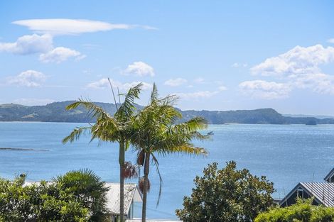 Photo of property in 22 Durness Place, Red Beach, 0932