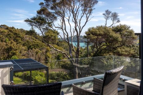 Photo of property in 35 Tawa Street, Oneroa, Waiheke Island, 1081