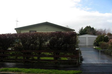 Photo of property in 12 Tasman Crescent, Carterton, 5713