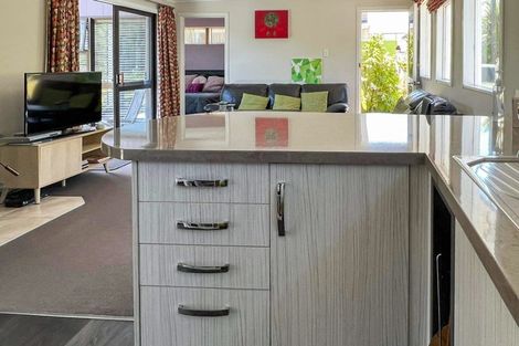 Photo of property in 143a Waikawa Road, Picton, 7220