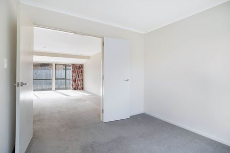 Photo of property in Holdsworth Villas, 46/2 William Donald Drive, Solway, Masterton, 5810