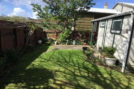 Photo of property in 99 Lemon Street, New Plymouth, 4312