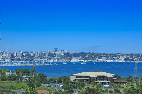 Photo of property in Sentinel Apartments, 706/3 Northcroft Street, Takapuna, Auckland, 0622