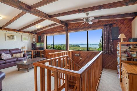 Photo of property in 72 West View Crescent, Onerahi, Whangarei, 0110