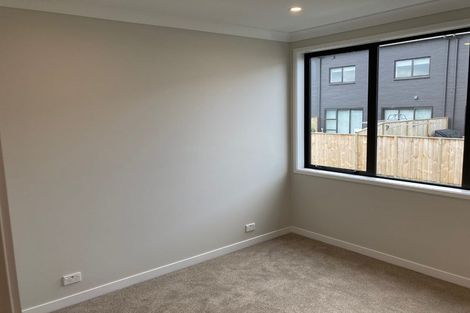 Photo of property in 21a O'meara Street, Swanson, Auckland, 0614