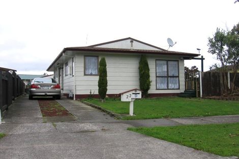 Photo of property in 22 Cumberland Place, Kelvin Grove, Palmerston North, 4414
