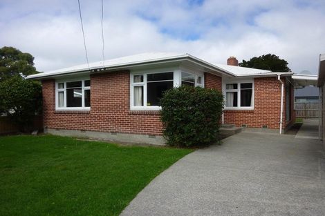 Photo of property in 4 Milnebank Street, Upper Riccarton, Christchurch, 8041