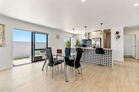 Photo of property in 5 Kermadec Crescent, Waipu, 0510