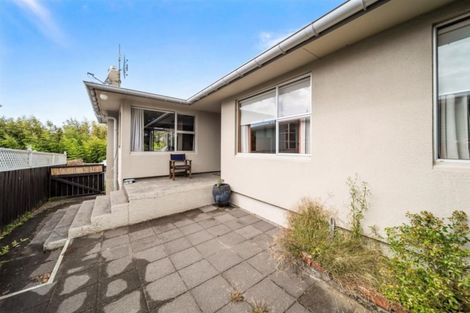 Photo of property in 44 Awanui Street, Merrilands, New Plymouth, 4312