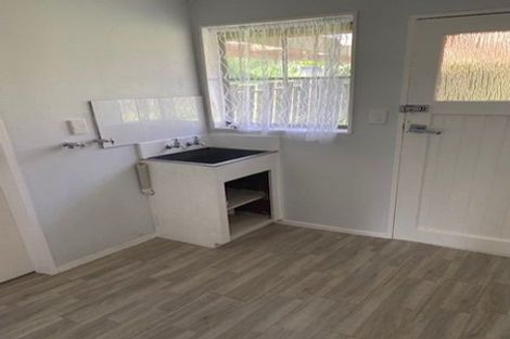 Photo of property in 32 Collins Avenue, Tawa, Wellington, 5028