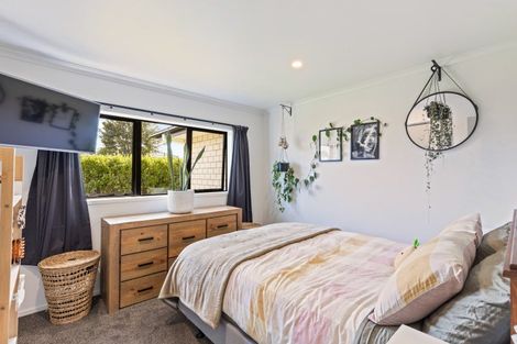 Photo of property in 41b James Street, Inglewood, 4330