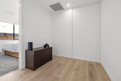 Photo of property in 10b Windlass Street, Long Bay, Auckland, 0630