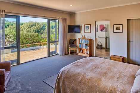 Photo of property in 23 Gray Street, Pukerua Bay, 5026