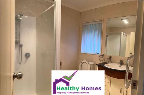 Photo of property in 8 Ballyward Close, East Tamaki, Auckland, 2013