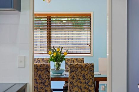 Photo of property in 4 Leanne Way, Waikanae Beach, Waikanae, 5036