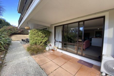 Photo of property in 308/139 Fernhill Road, Fernhill, Queenstown, 9300