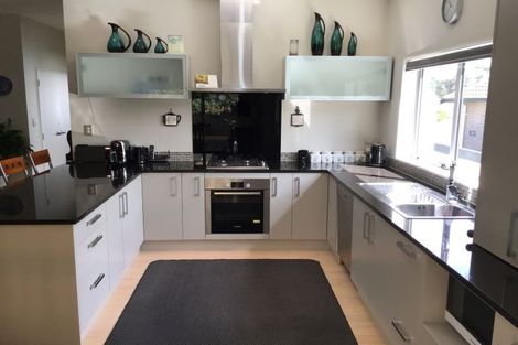 Photo of property in 18 Lithgow Drive, Otamatea, Whanganui, 4500