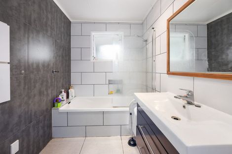 Photo of property in 13 Byron Grove, Owhata, Rotorua, 3010