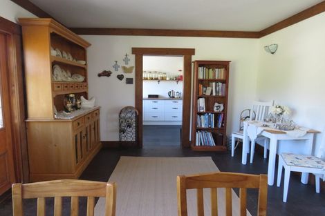 Photo of property in 600 Pahi Road, Pahi, Paparoa, 0571