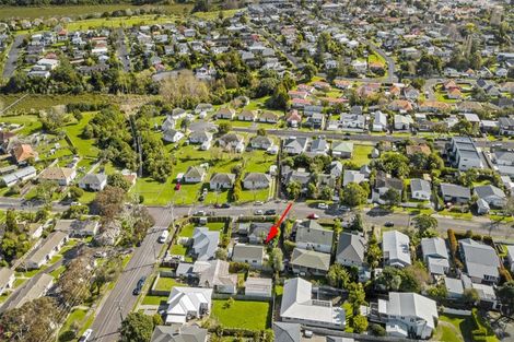 Photo of property in 2/33 Egremont Street, Belmont, Auckland, 0622
