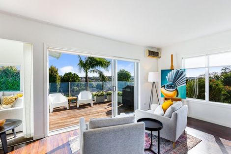 Photo of property in 17 Tainui Street, Torbay, Auckland, 0630