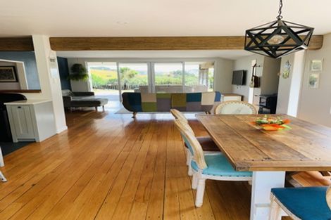 Photo of property in 2320 Awhitu Road, Awhitu, Waiuku, 2684