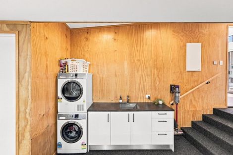 Photo of property in 17 Lawry Street, Blagdon, New Plymouth, 4310