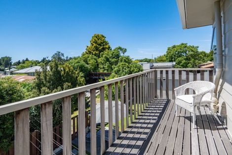 Photo of property in 106 Warwick Road, Mayfair, Hastings, 4122