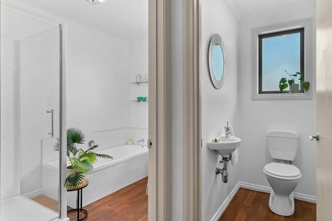 Photo of property in 7 Crawford Place, Lake Hayes, Queenstown, 9304