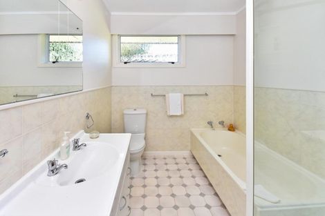 Photo of property in 60 Clark Road, Pahurehure, Papakura, 2113