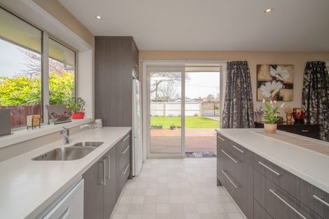 Photo of property in 23 Colwyn Street, Bryndwr, Christchurch, 8053