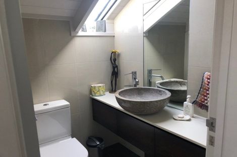 Photo of property in 2/21 Park Avenue, Takapuna, Auckland, 0622