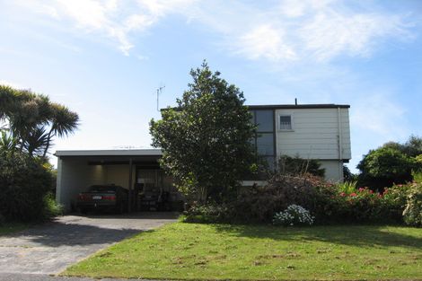 Photo of property in 30 Cook Street, Carters Beach, Westport, 7825