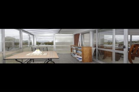 Photo of property in 1/20 Merchant Avenue, Te Atatu South, Auckland, 0610