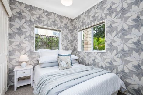 Photo of property in 31 Jubaea Place, Henderson, Auckland, 0610