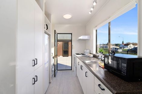 Photo of property in 6/1383 Hinemoa Street, Rotorua, 3010