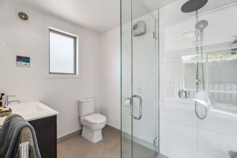 Photo of property in 12 Paradise Place, Lake Hawea, Wanaka, 9382