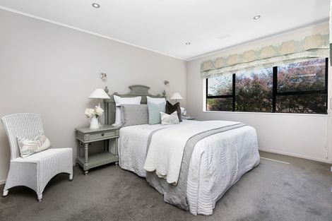 Photo of property in 12 Mark Edward Drive, Half Moon Bay, Auckland, 2012