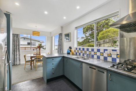 Photo of property in 53 Lomita Road, Johnsonville, Wellington, 6037