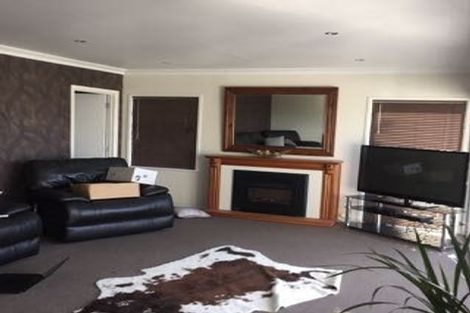 Photo of property in 18 Scenic Heights, Acacia Bay, Taupo, 3330