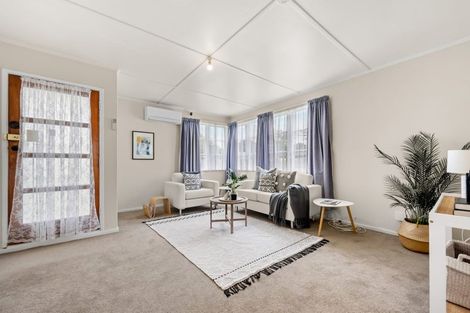 Photo of property in 11 Cole Street, Naenae, Lower Hutt, 5011